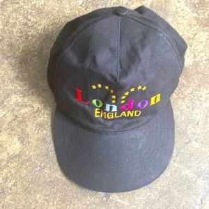 London, England tourist SnapBack hat
